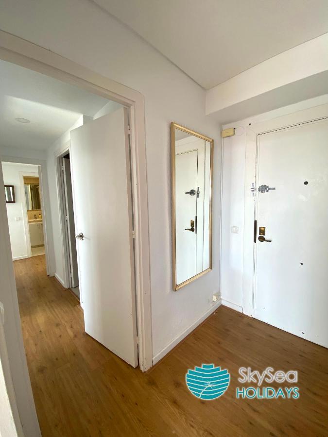 Skysea Holidays La Carihuela Appartement Torremolinos Buitenkant foto